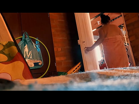 ❤️ Мой дядя следует за мной в душ, он трахает меня, пока я принимаю душ. ️❌ Шлюхи на сайте mypornpics.ru ❤